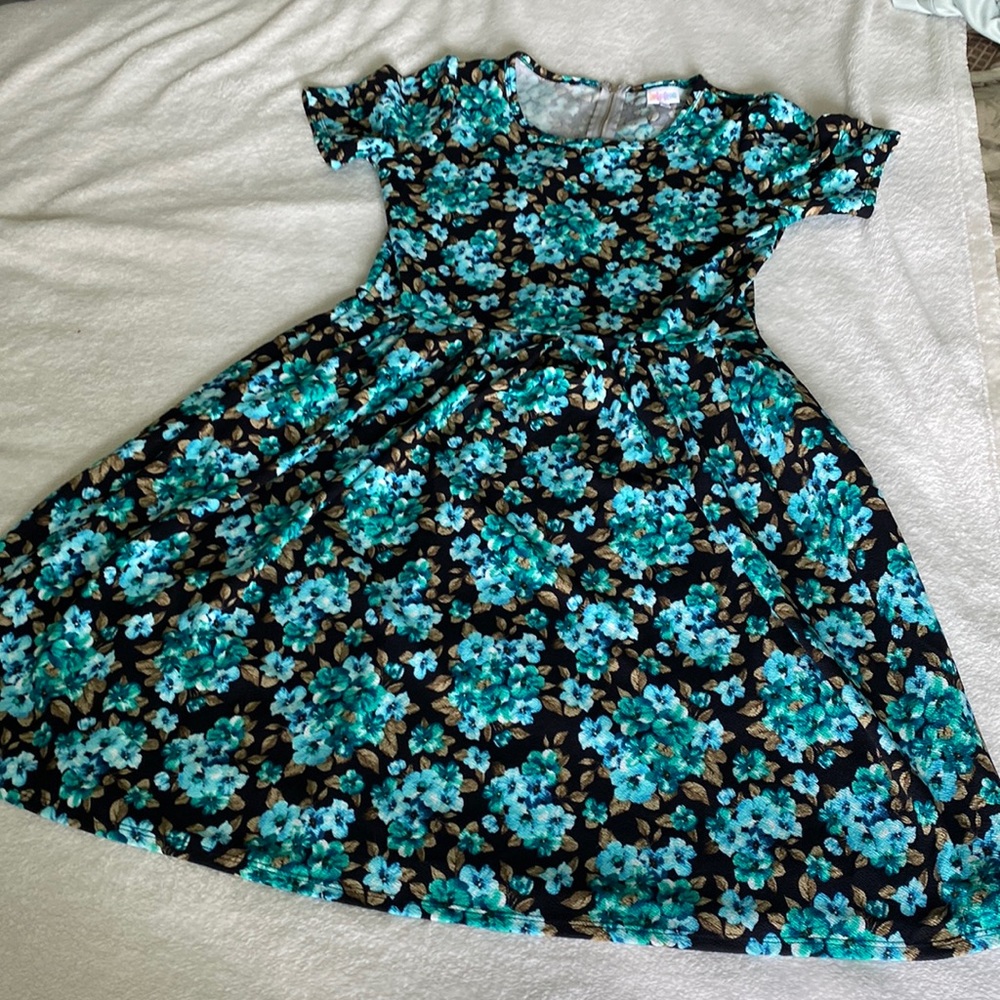 Floral dress with pockets